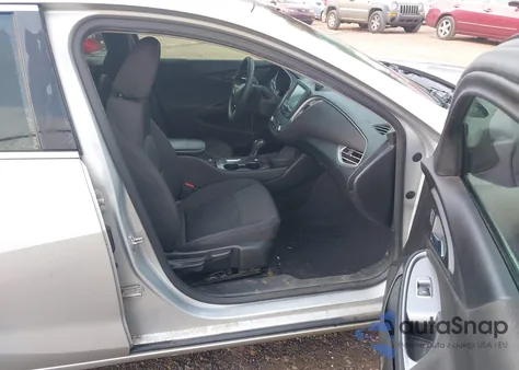 2018 Chevrolet Malibu 1Ls z USA, uszkodzony, nr VIN 1G1ZB5ST6JF261016